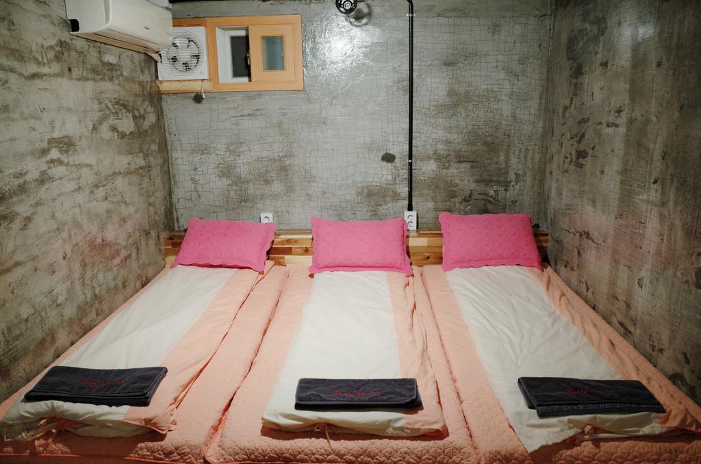 Хостел Bong Backpackers Сеул Екстер'єр фото