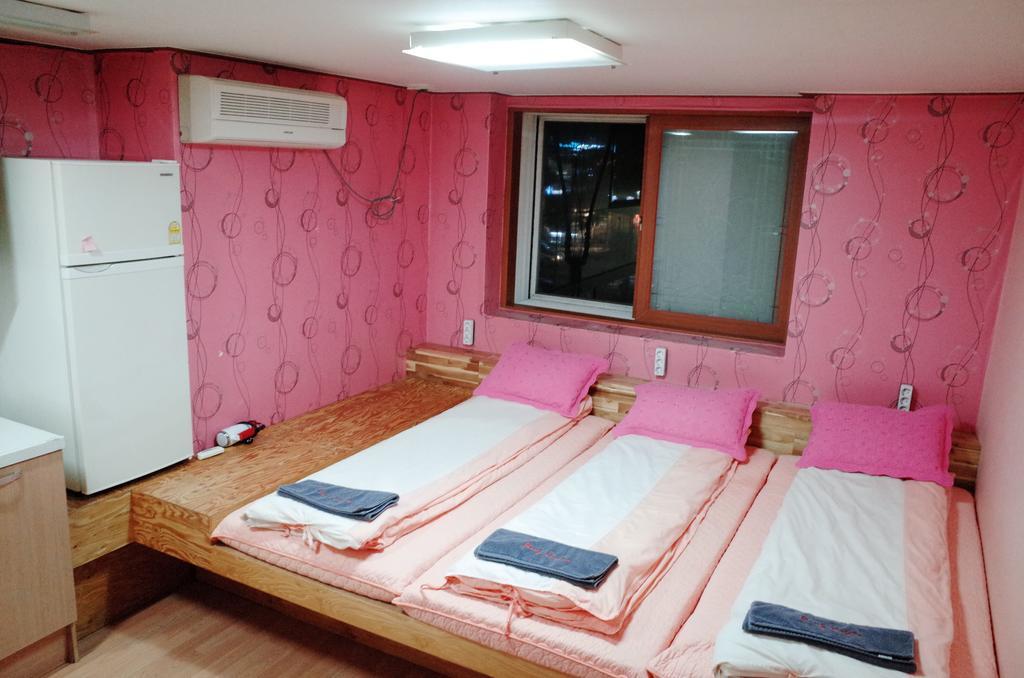 Хостел Bong Backpackers Сеул Екстер'єр фото