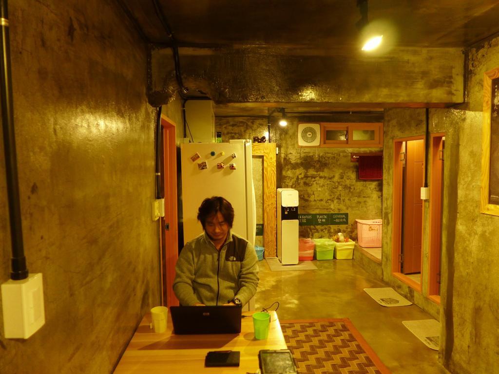 Хостел Bong Backpackers Сеул Номер фото