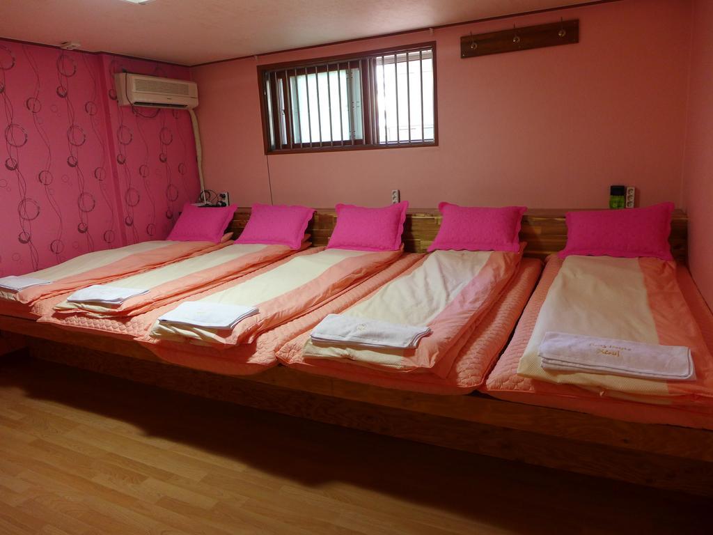 Хостел Bong Backpackers Сеул Номер фото